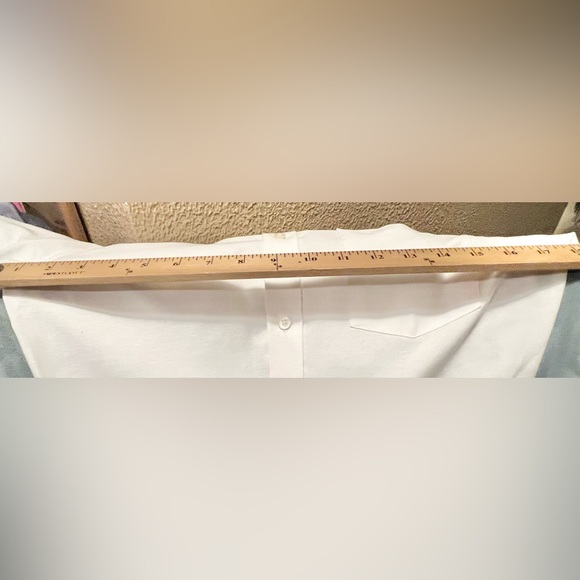 Hunt Club L/S Boy's Sz. 14 Wrinkle-Free Dress Shirt w/ Front Pocket. Cotton/Poly - Picture 7 of 12